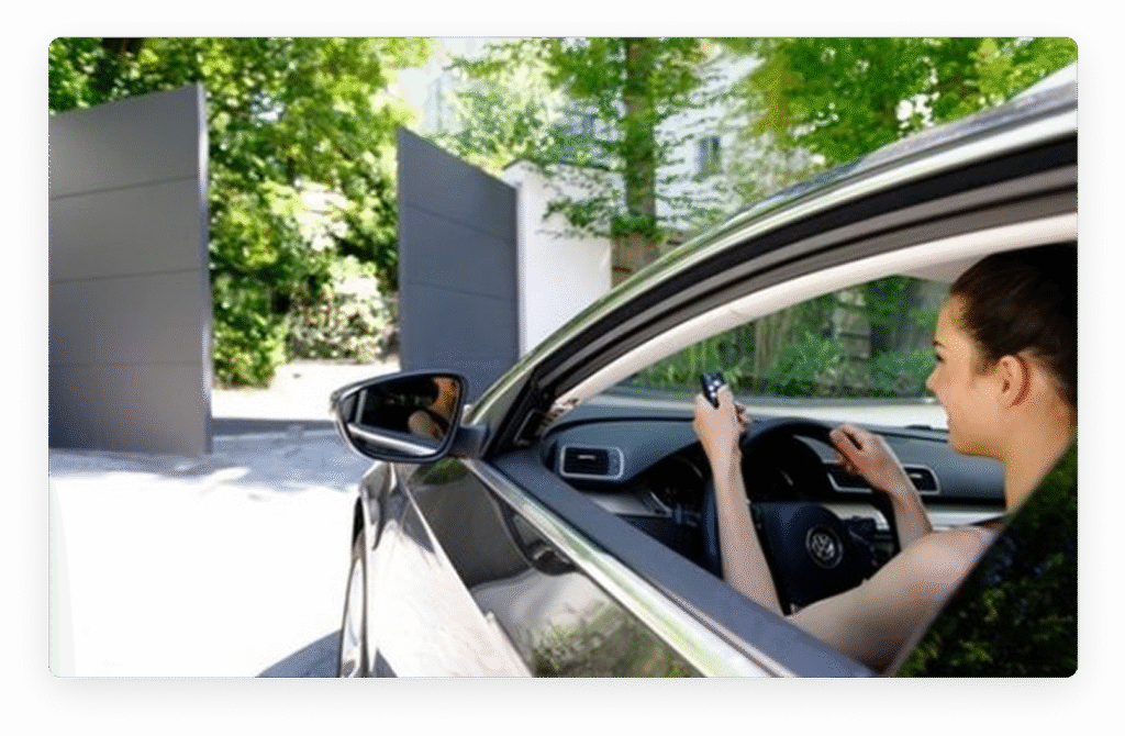 SOMFY -Swinging gate automation